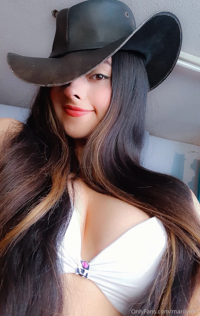 Ella es fuego y no busca a alguien que la apague sino alguien que arda part 2 