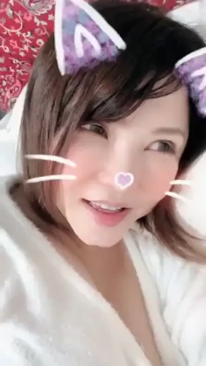 Video-a short message from anri so tired today - 
