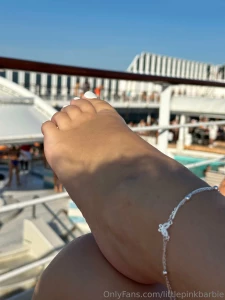 Porcellini oggi parto per le vacanze ci sentiamo fra una settimana chi