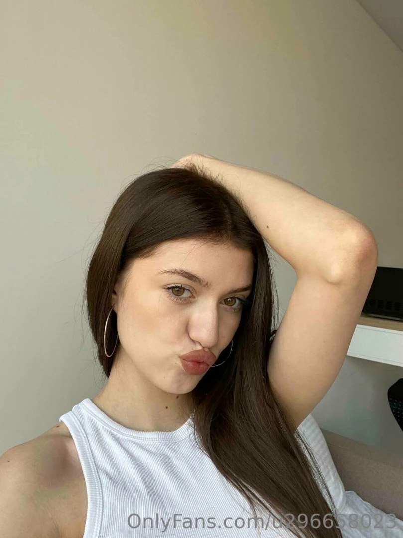 I watched a movie about a very erotic plot and there was a sharp turn 