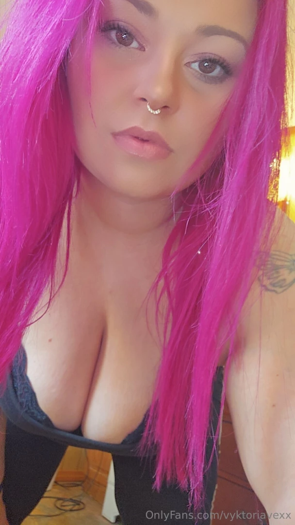 I have fuschia hair you re welcome 