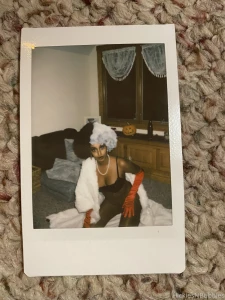 Hey guys some sexy halloween pics getting posted tonight are you