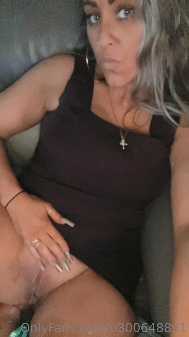 For all of you that have been wondering all day what s underneath 