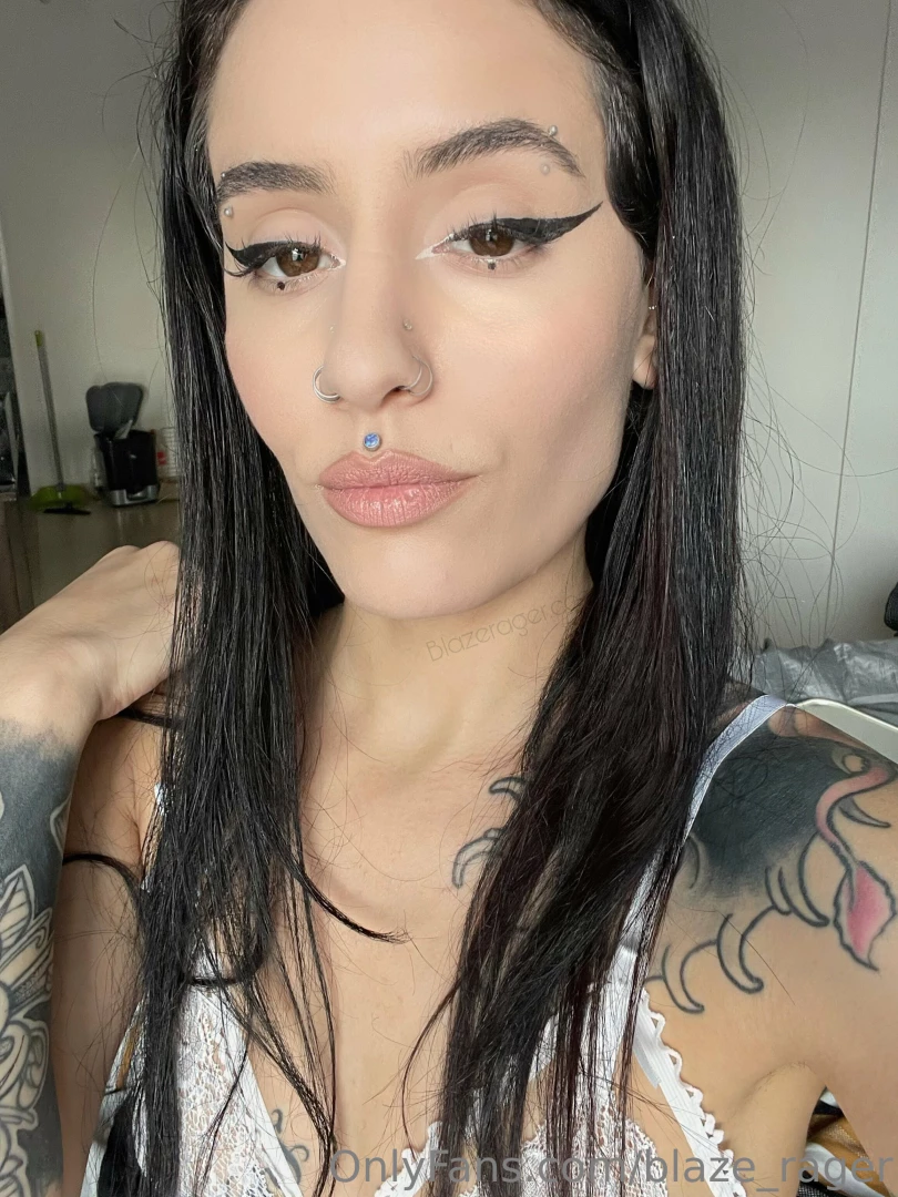 Hola hi 