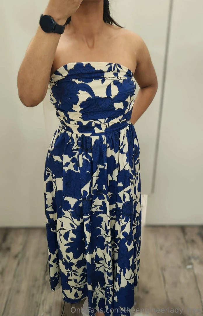An indian nri engineer girl british indian girl perky boobs eraser 