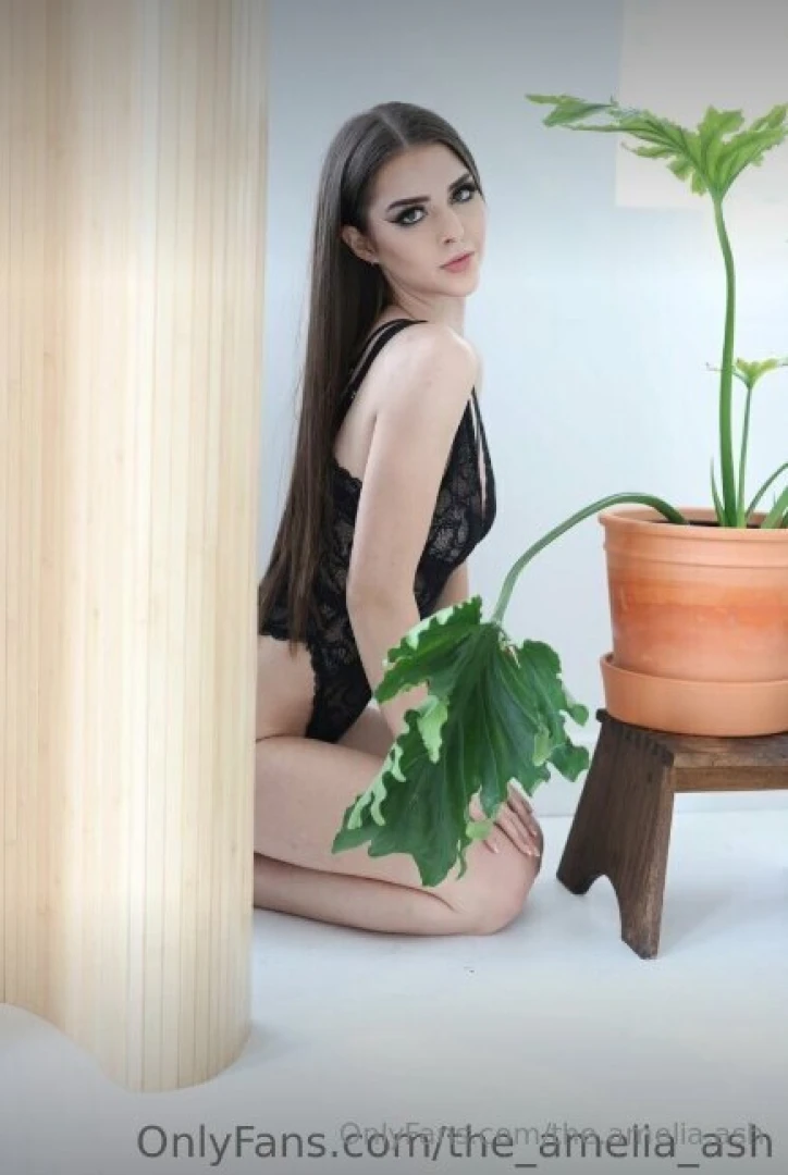 I really love how my eye makeup looks like here 