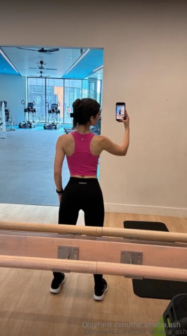 Gym clothes hit different when you re feeling yourself 