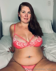 Pink like the tongue that goes down pink like the paradise found