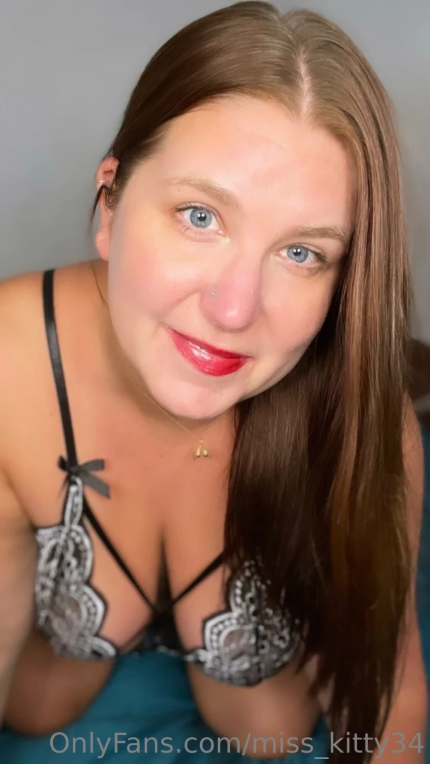 In case you forgot i m pretty too 