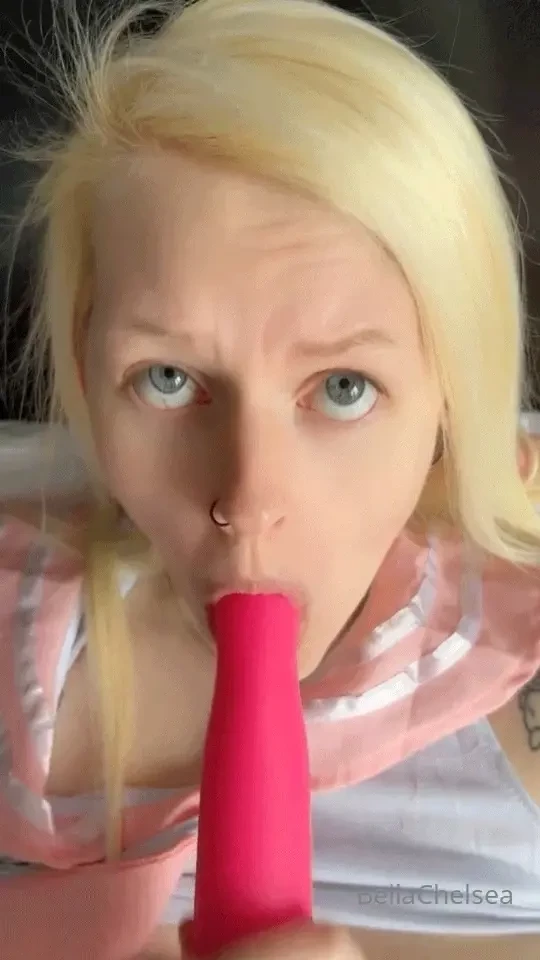 Who knew a little plastic could feel so good my lips were made for 