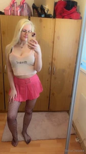 Tip me any if you like this outfit