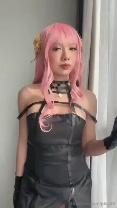 Pay tribute to your goddess pig 