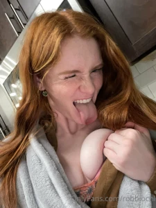 Cooking along tonight feeling pretty horny who would ve thought