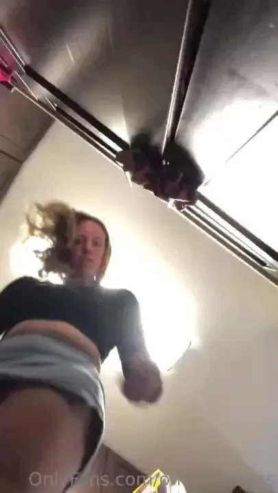 I can t be the only one traumatized by some of these girls messages 