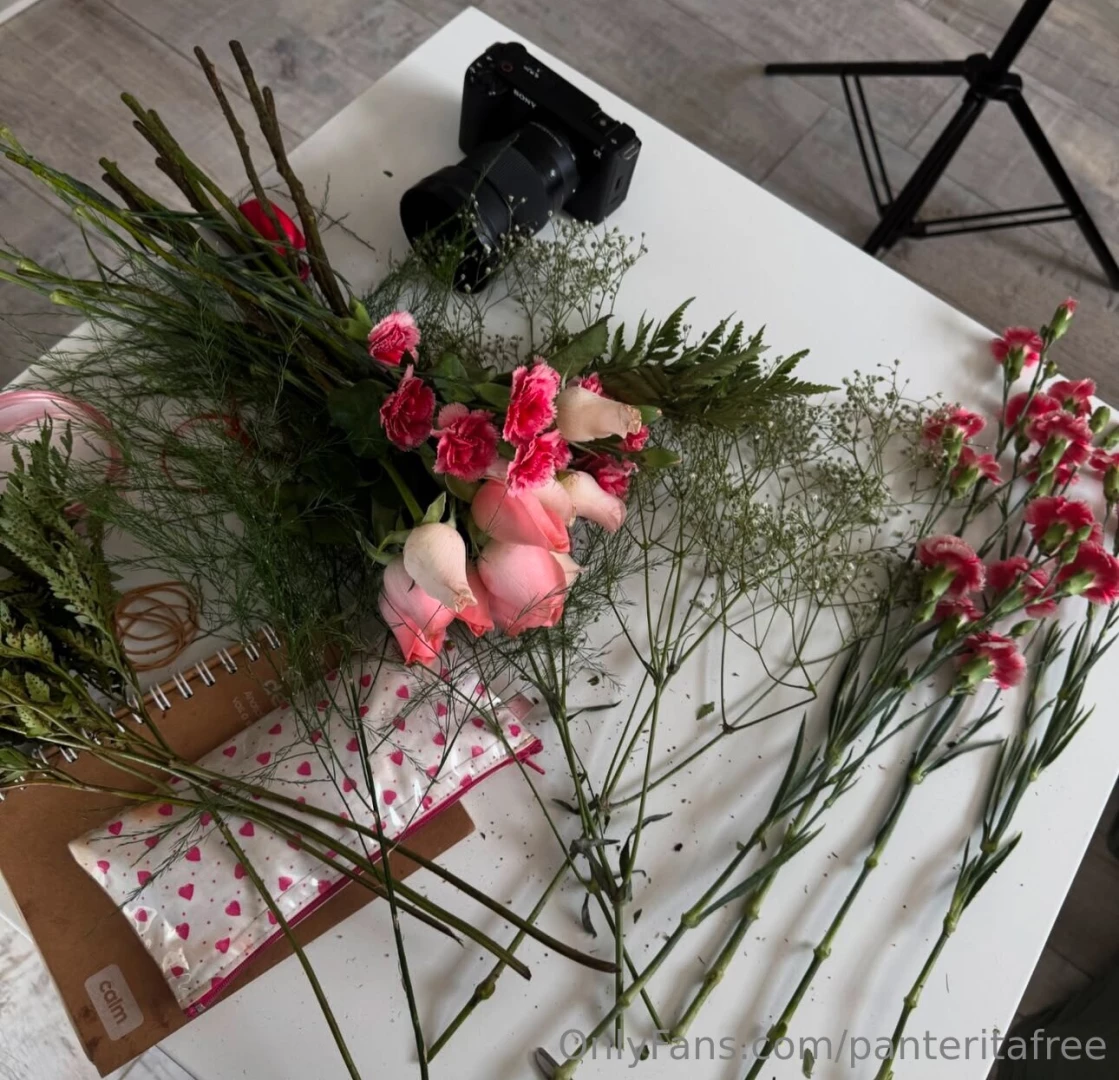 Today i m lifting my spirits with some creativity i just adore flowers 