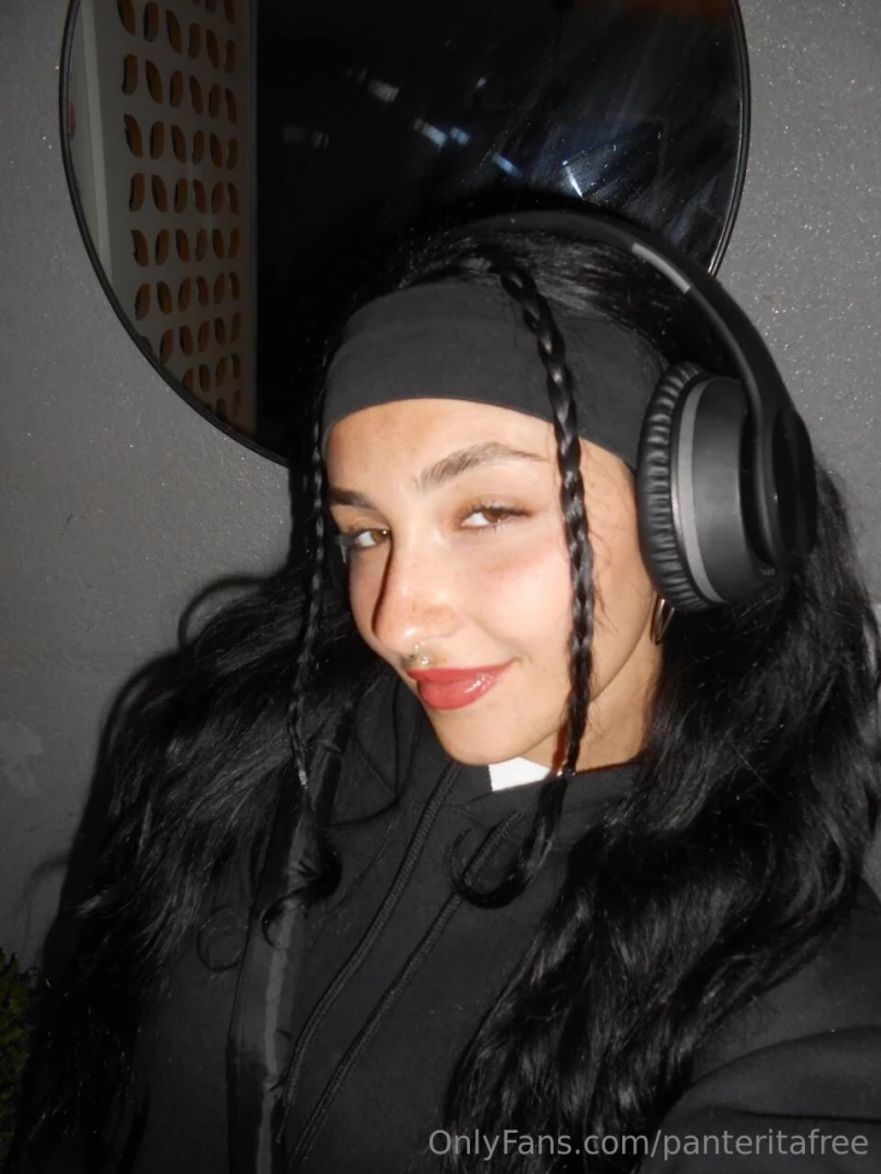 A girl s charm is the ability to be both mysterious and open gentle 