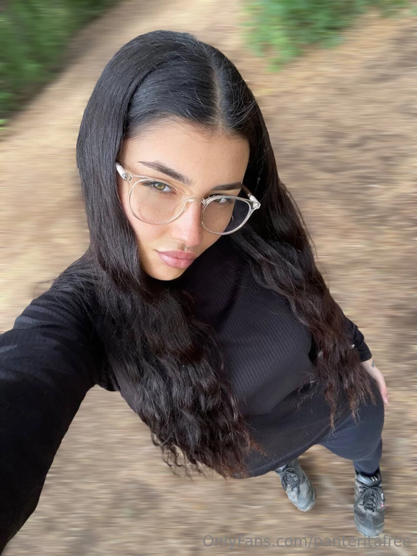 I love early mornings it s great to take a walk outside and freshen up 