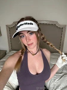Golf girl grace checking in come message me all day today ill be