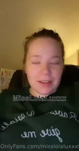 Happy monday cum get your free 25 value video with subscription to my