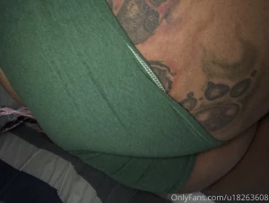 I jus want a lil butt rub