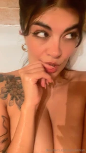 Wanna see me bathing