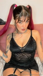 Yo s lo que est s mirando