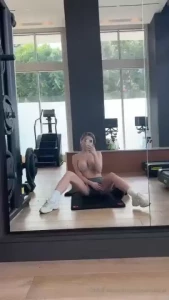 Is my kitty print showing