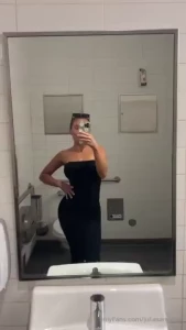 What if we f ked in the airport just saying