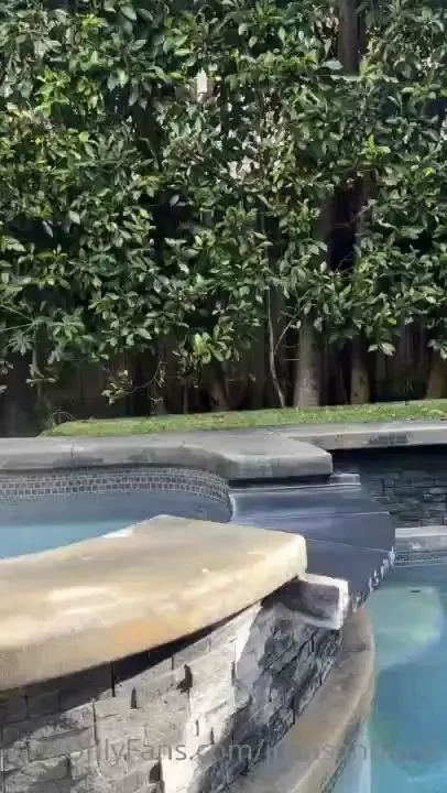 It s my birthday wooooo spoil me in my inbox today and i ll spoil you 