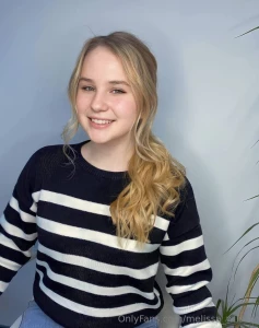 She natalie_soulmate is free today for you free busty hottie part 130