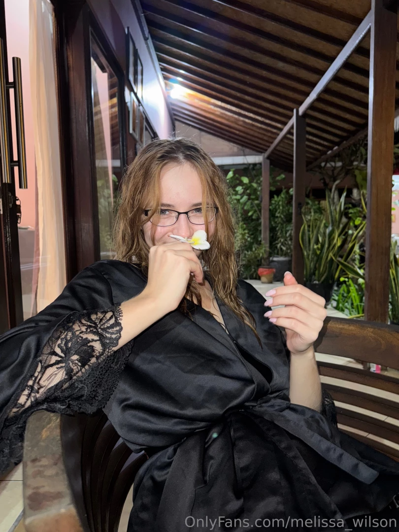 I can t stop daydreaming about traveling to the sea the sound of the 