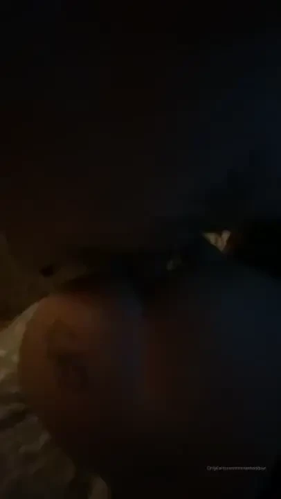 Busting my load all over her back ashley_logan 