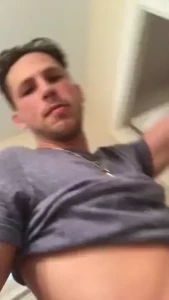 A short little video of me showing off my tight bubble butt hope you