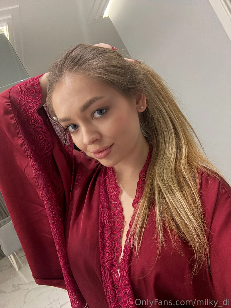 Thoughts that come up over hot tea before bed or just when my mind is 