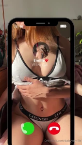 babyyemilie1 - Nouvelle vid o demain midi ici babyyemiliie un appel en facetime avec 