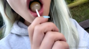 Lollipop lover