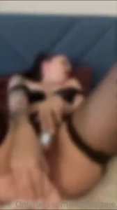 Gift for you i m cumming and i want you to help me i want you to fuck