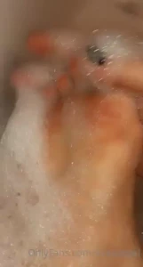 Soapy feets