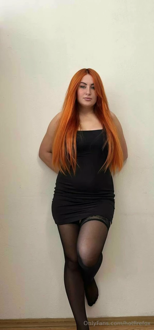 Omg i want you to immobilize me and pin me against this wall i want to 