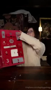 Day 11 of xxxmas calls for anal