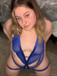 Do i look pretty in blue part 2