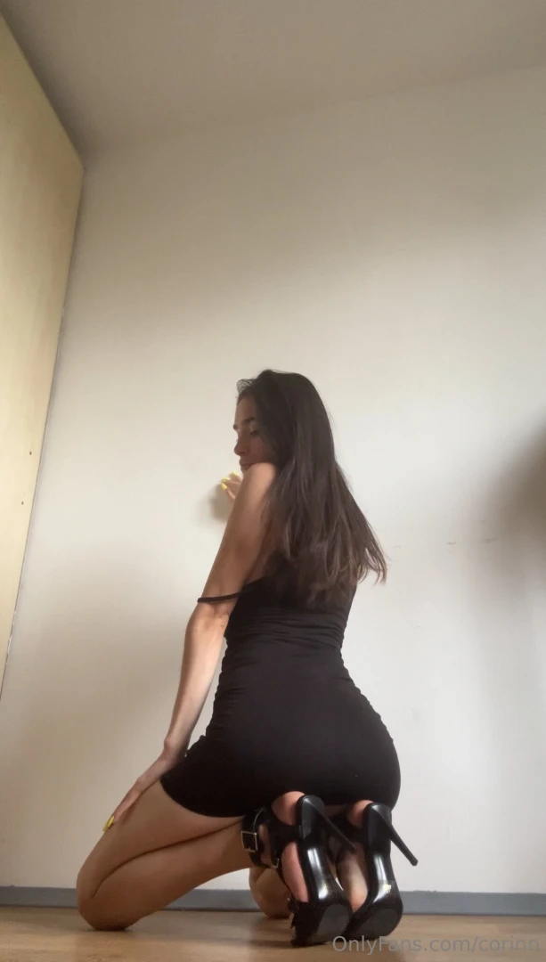 What s your favorite type or style of clothing on girls 