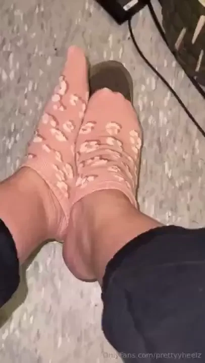 Prettyyheelz1 part 3028045 