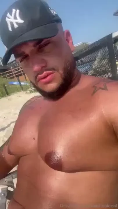 Nipples play 