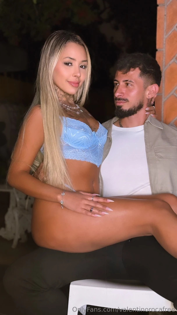 Incredible how this girl fucks complete video here valentinorocatv 