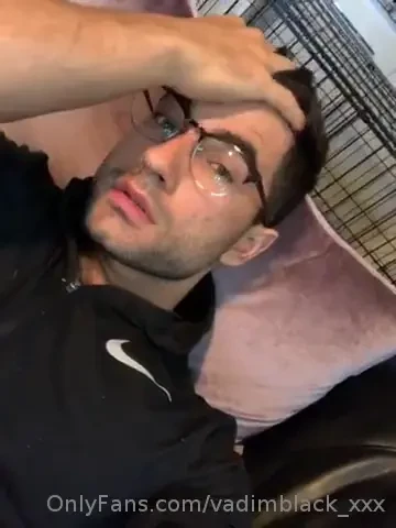 Feeling horny do a private show with me pleaseeeeeeeee 