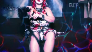 Queen of the damned worship my big fat booty time to appreciate my