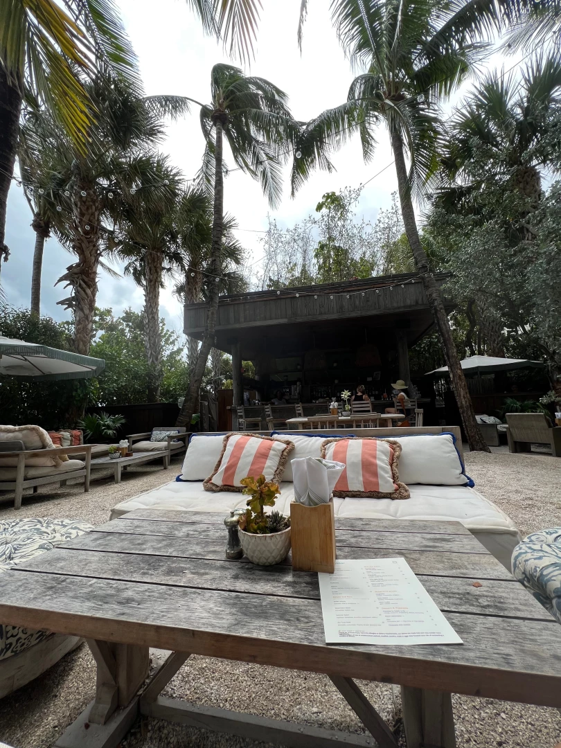 Tropical vibes part 2 