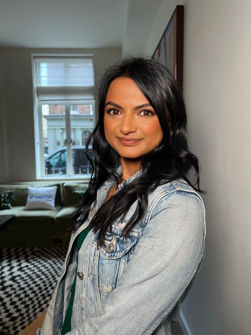 I barely wear makeup but sometimes it s nice to have a little glam 