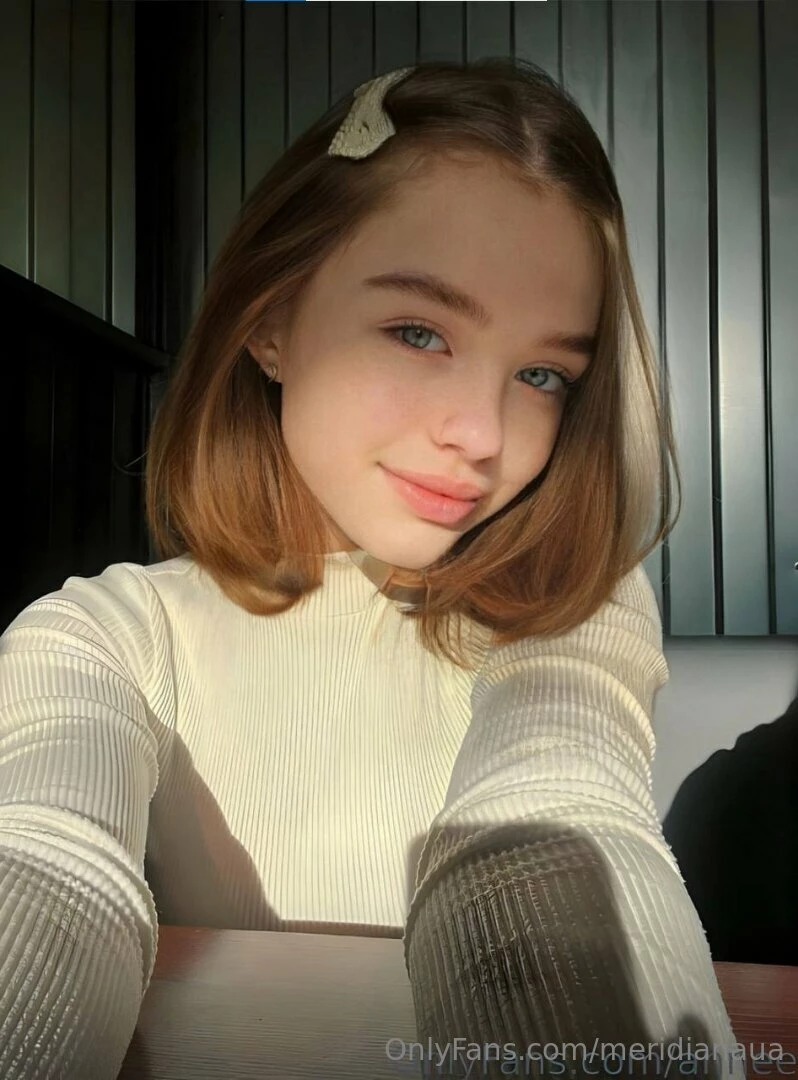 Bustycute is wet right now this obedient slut bustycute wants to be part 809 